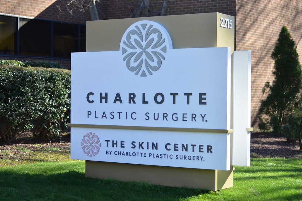 charlotte plastic surgery sign