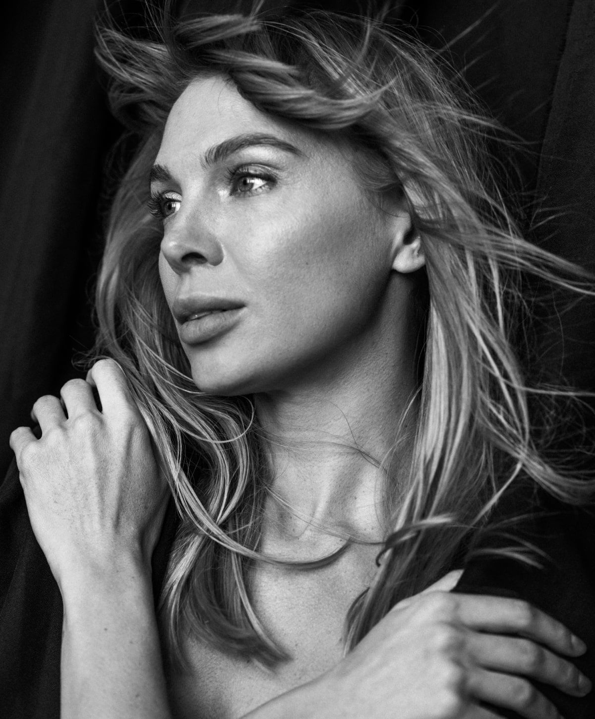 charlotte facial fat transfer model in black and white