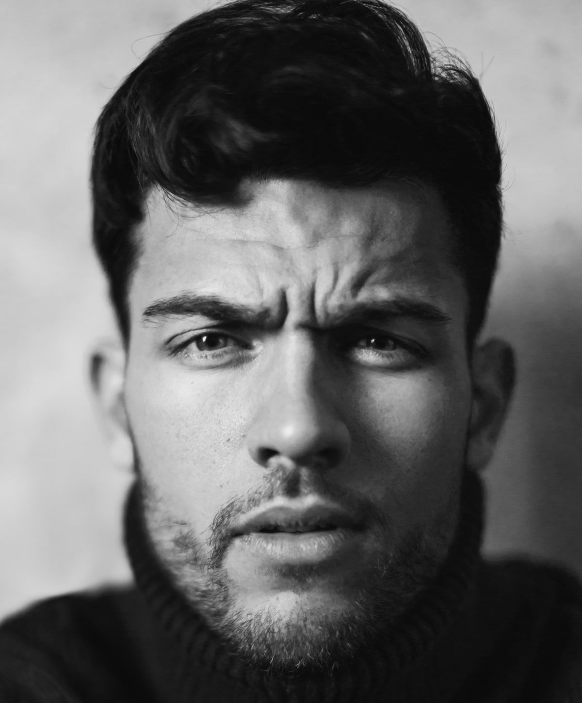 charlotte rhinoplasty for men model with black hair