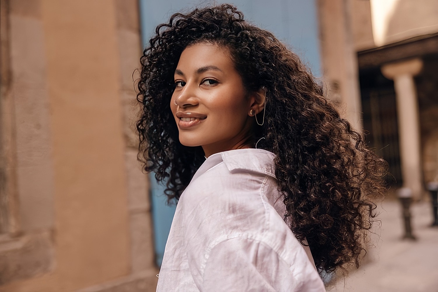 charlotte rhinoplasty model with blue eyes