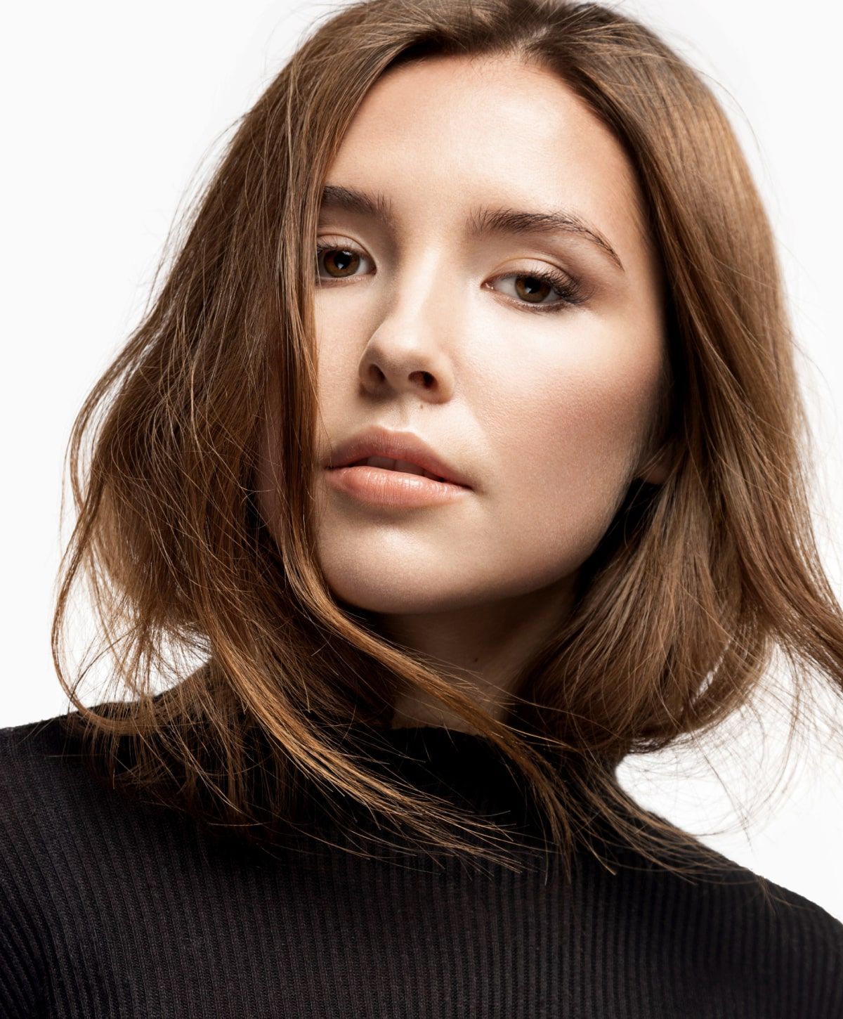 charlotte facials model with brown hair