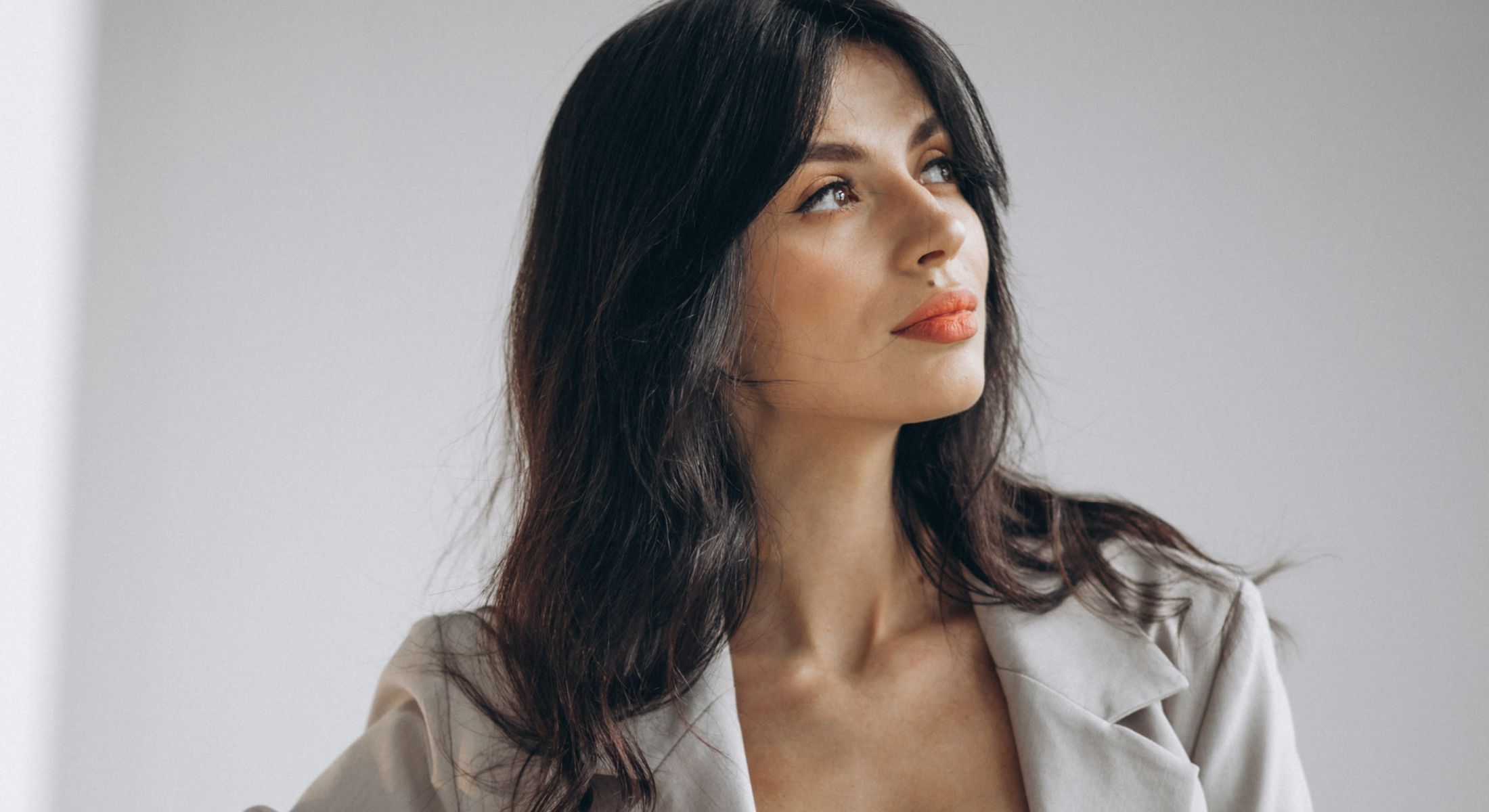 charlotte facelift model with black hair
