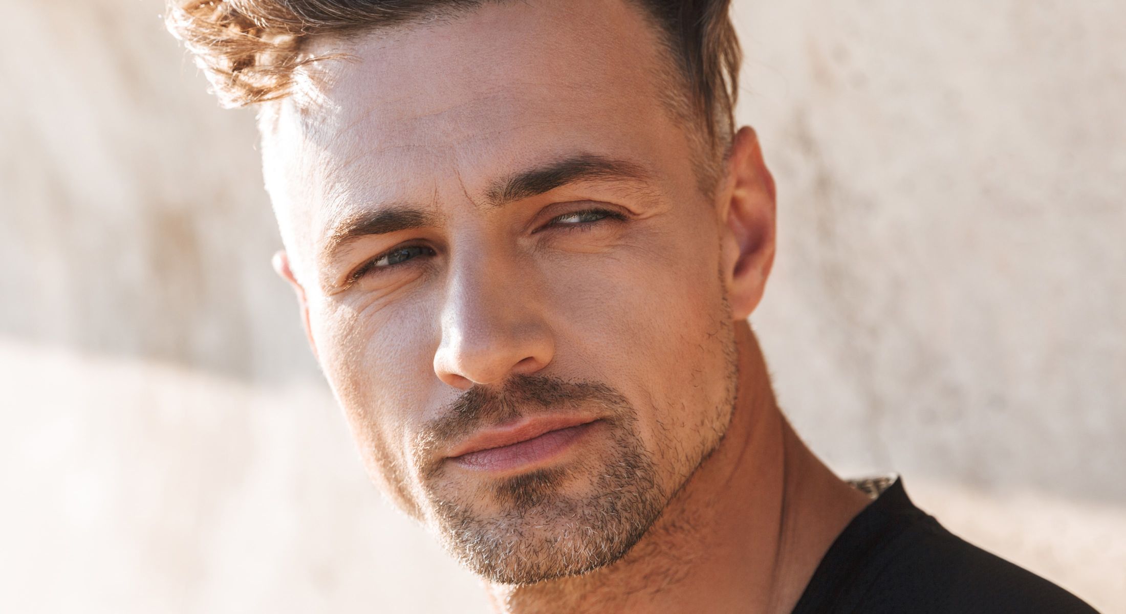 charlotte rhinoplasty for men model with short hair
